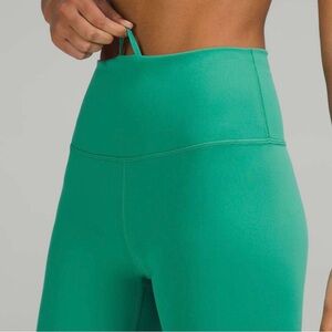 Lululemon Wunder Train High-Rise Tight with Pockets 25"